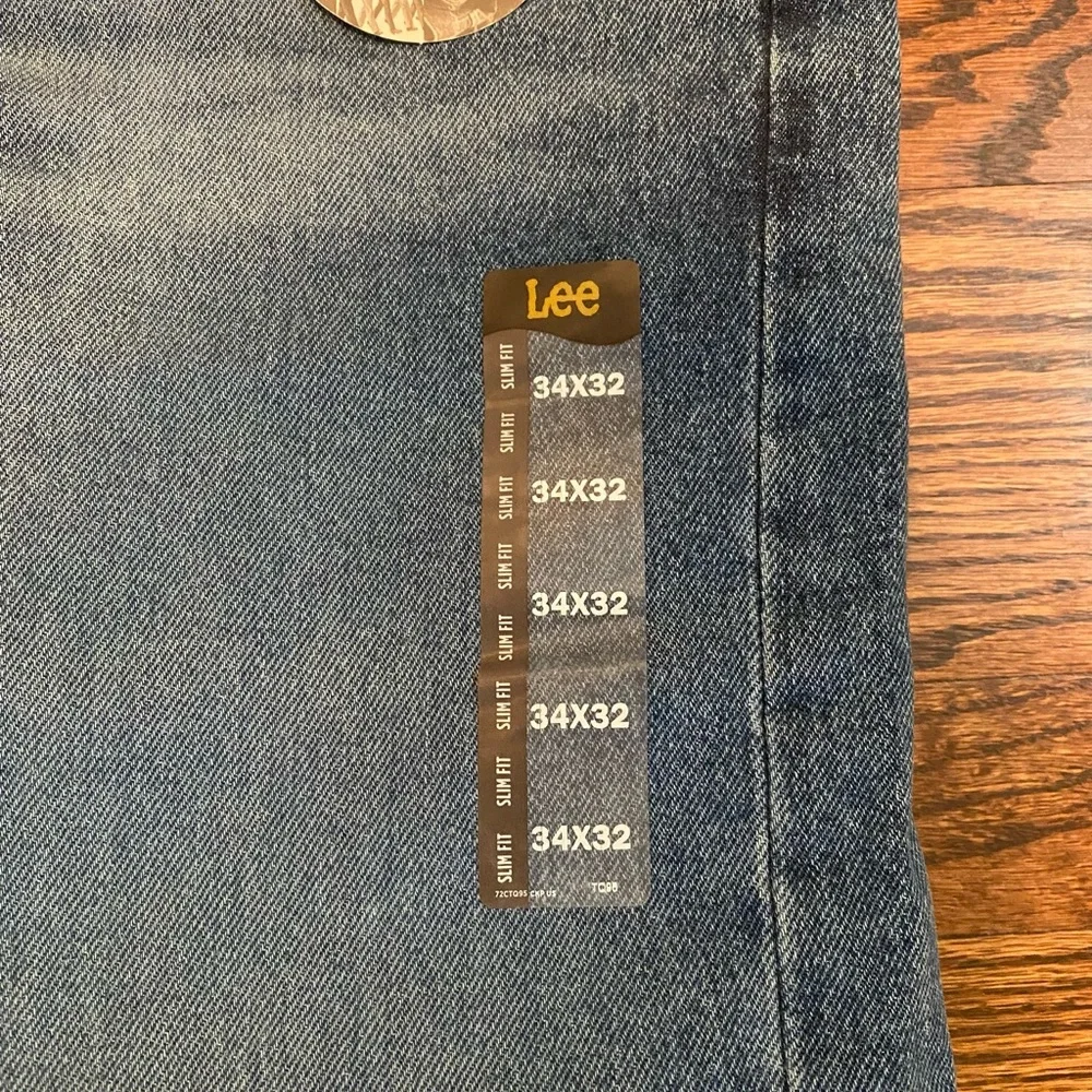 2025 ❤️AMAZING DEAL❤️ Lee Men’s Slim Fit Jeans NWT - Picture 6 of 6